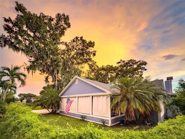 302 E Drury Avenue, KISSIMMEE