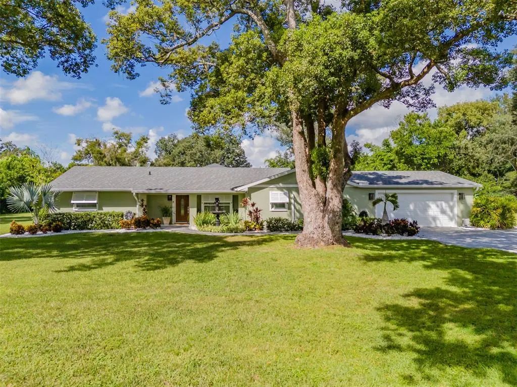 2606 Brucken Road, VALRICO