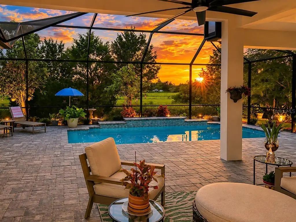 4657 Antrim Drive, SARASOTA