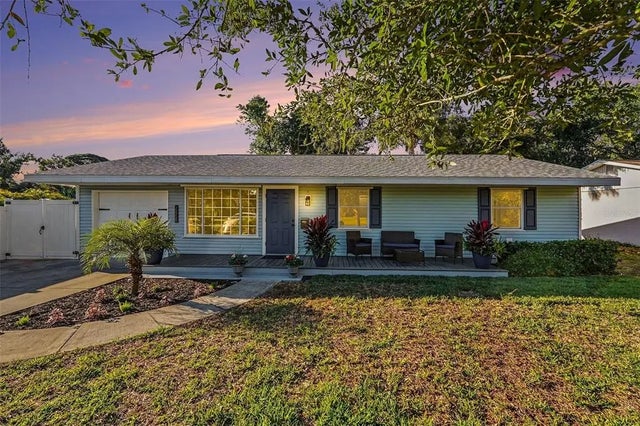 2616 Fairway Avenue S, ST PETERSBURG