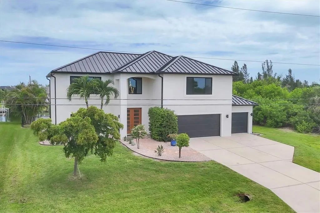 Photo of Listing #C7512001