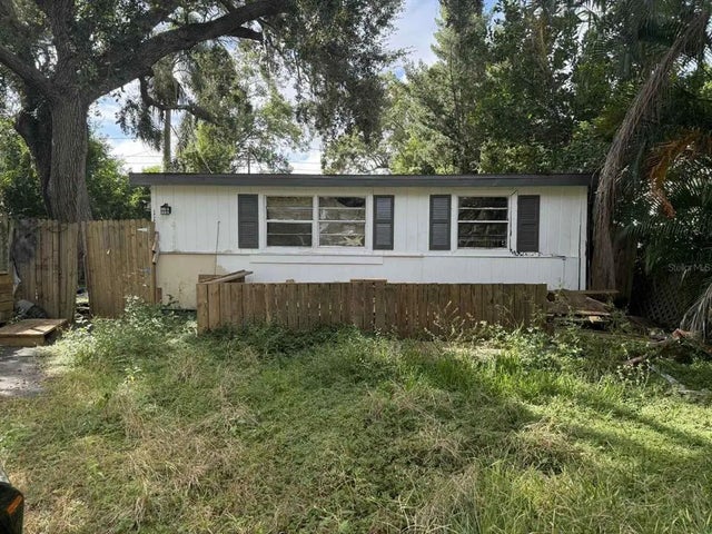 1117 15th Avenue Nw, LARGO