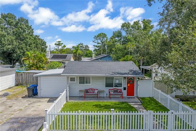 3521 Ithaca Street N, ST PETERSBURG