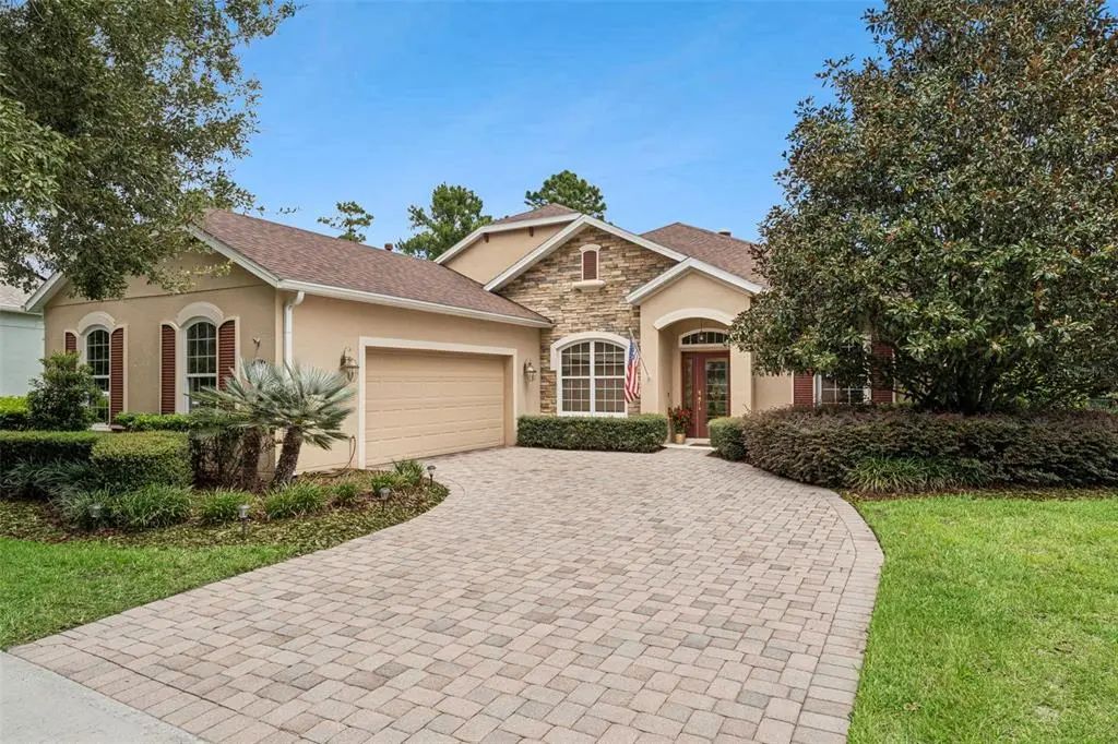 1110 Heron Point Way, DELAND