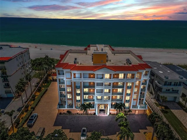 12200 1st Street W 101, TREASURE ISLAND