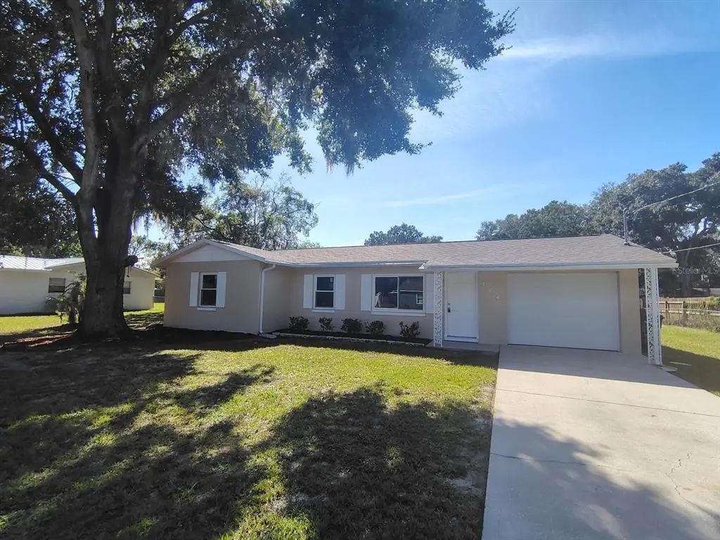 904 Hickory Avenue, FRUITLAND PARK