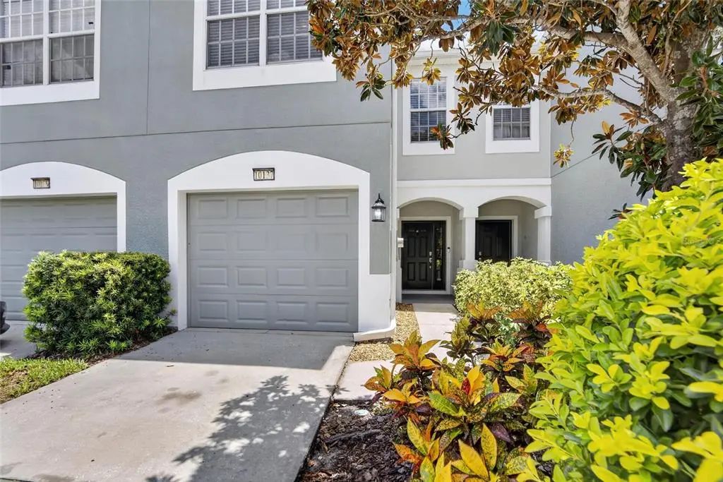 10137 Pink Palmata Court, RIVERVIEW