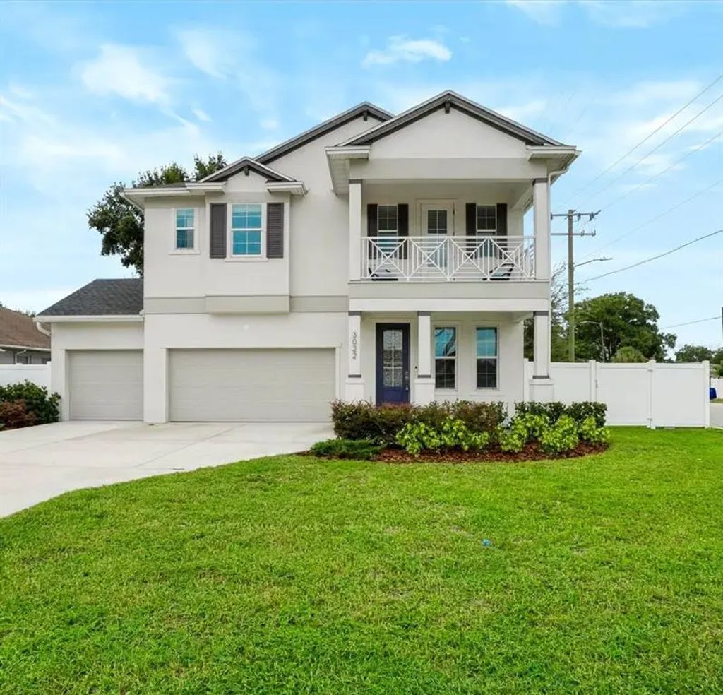 3022 W Gray Street, TAMPA