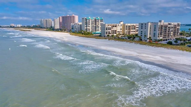 1250 Gulf Boulevard 1004, CLEARWATER BEACH