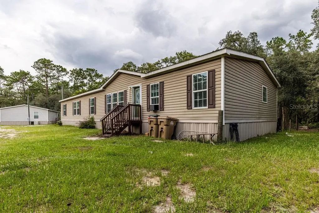 24821 Old Deer Road, PAISLEY