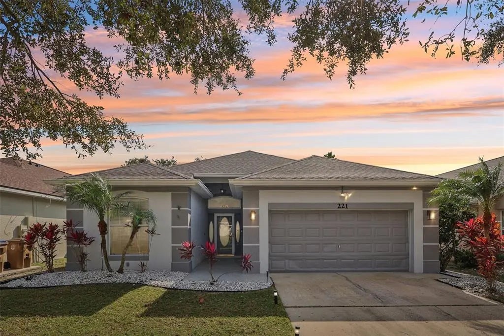 221 Westmoreland Circle, KISSIMMEE