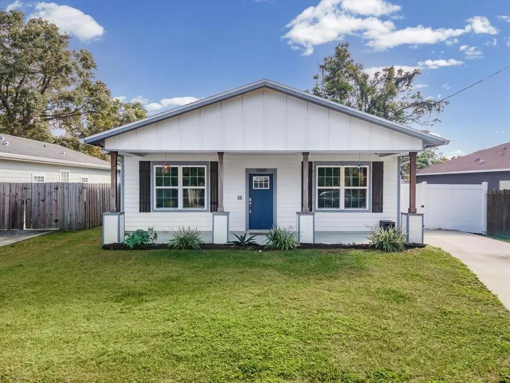 1509 E Caracas Street, TAMPA