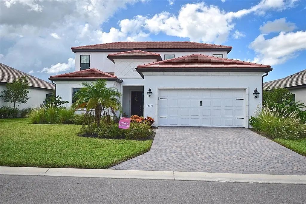 437 Alberata Way, NOKOMIS