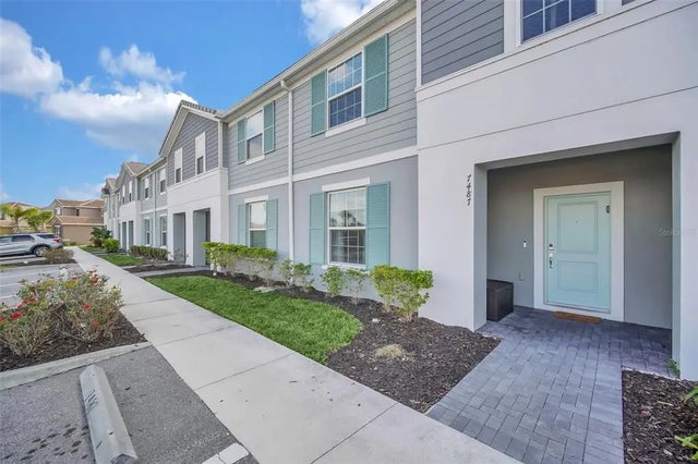 7487 Oakmoss Loop, DAVENPORT