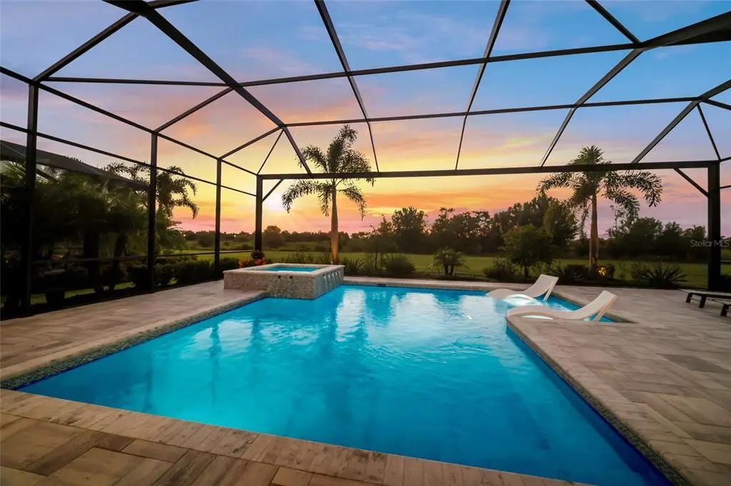 8254 Pavia Way, LAKEWOOD RANCH