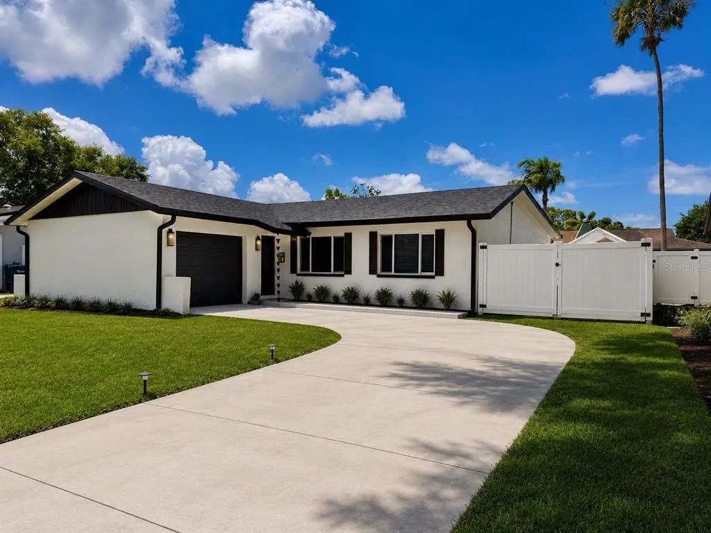 9554 86th Avenue, SEMINOLE