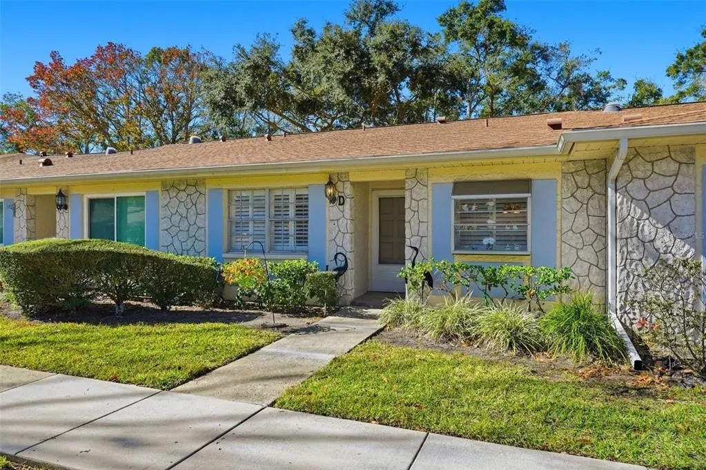 2238 Lark Circle W D, PALM HARBOR