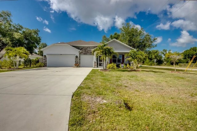 640 Encarnacion Street, PUNTA GORDA