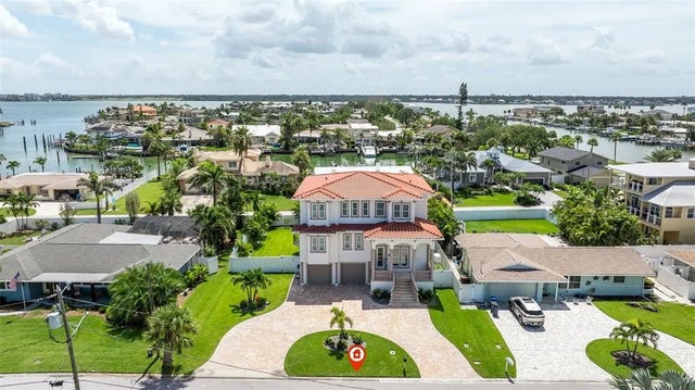 3141 Hibiscus Drive W, BELLEAIR BEACH