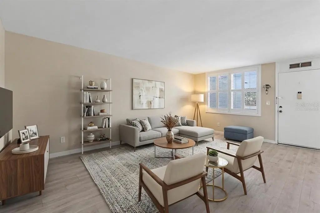 4720 Locust Street Ne 206, ST. PETERSBURG