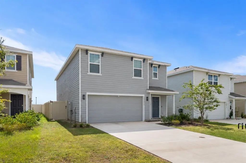 24595 Nw 11th Place, NEWBERRY