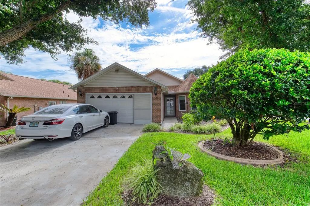 38 Old Macon Drive, ORMOND BEACH