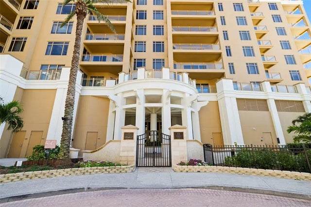 11 Baymont Street 909, CLEARWATER BEACH