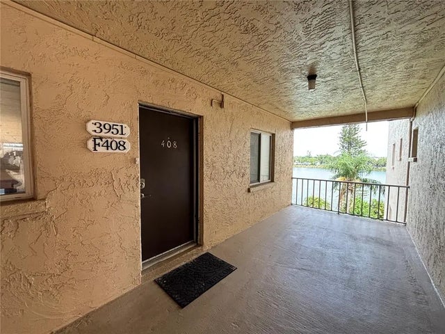 3951 Lake Bayshore Drive F408, BRADENTON