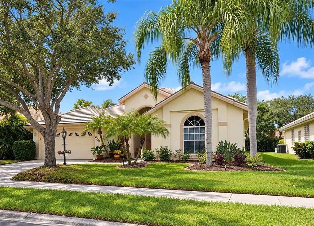 6256 Donnington Court, SARASOTA