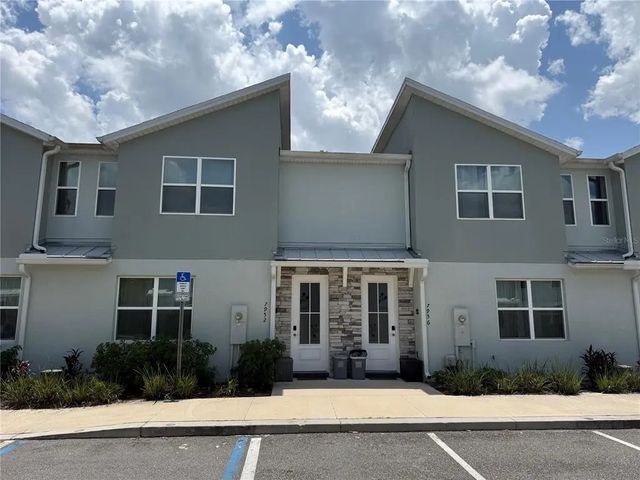 7952 Formosa Valley Place, KISSIMMEE