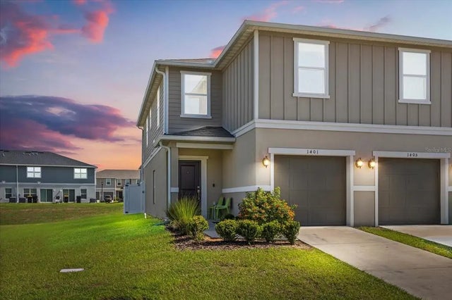 1401 Mirabella Circle, DAVENPORT