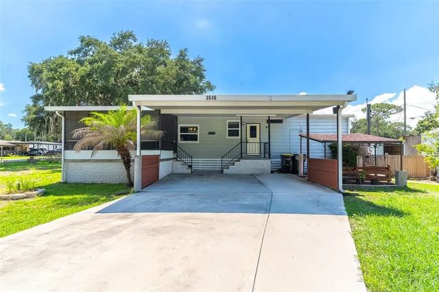 2510 Island Oaks E, LAKELAND