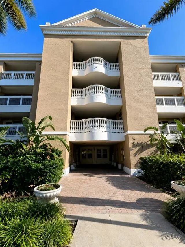 7612 Cabana Court 101, REUNION
