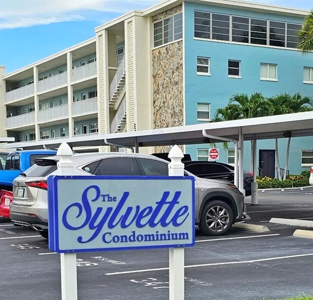 6161 Gulf Winds Drive 240, ST PETE BEACH