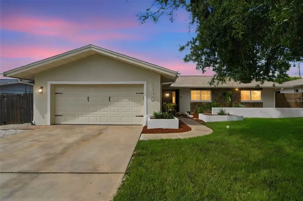 8830 140th Street N, SEMINOLE