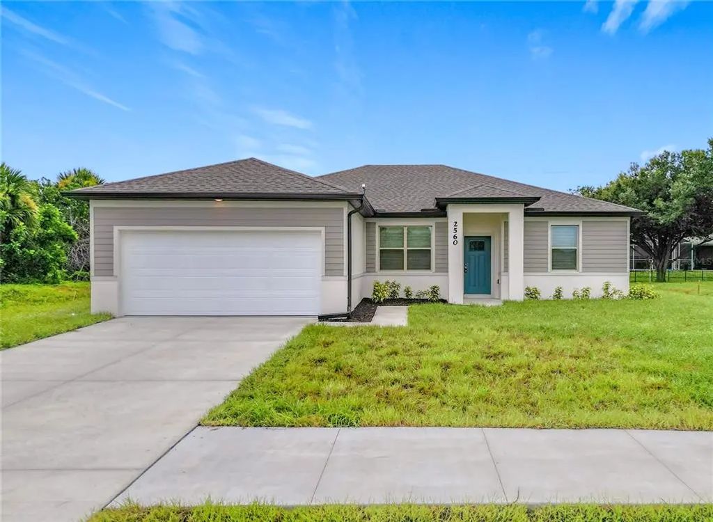 2021 S Chamberlain Boulevard, NORTH PORT