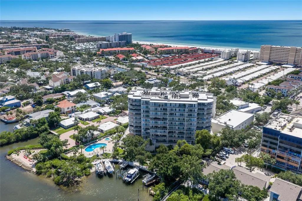 1640 Summerhouse Lane 40, SARASOTA