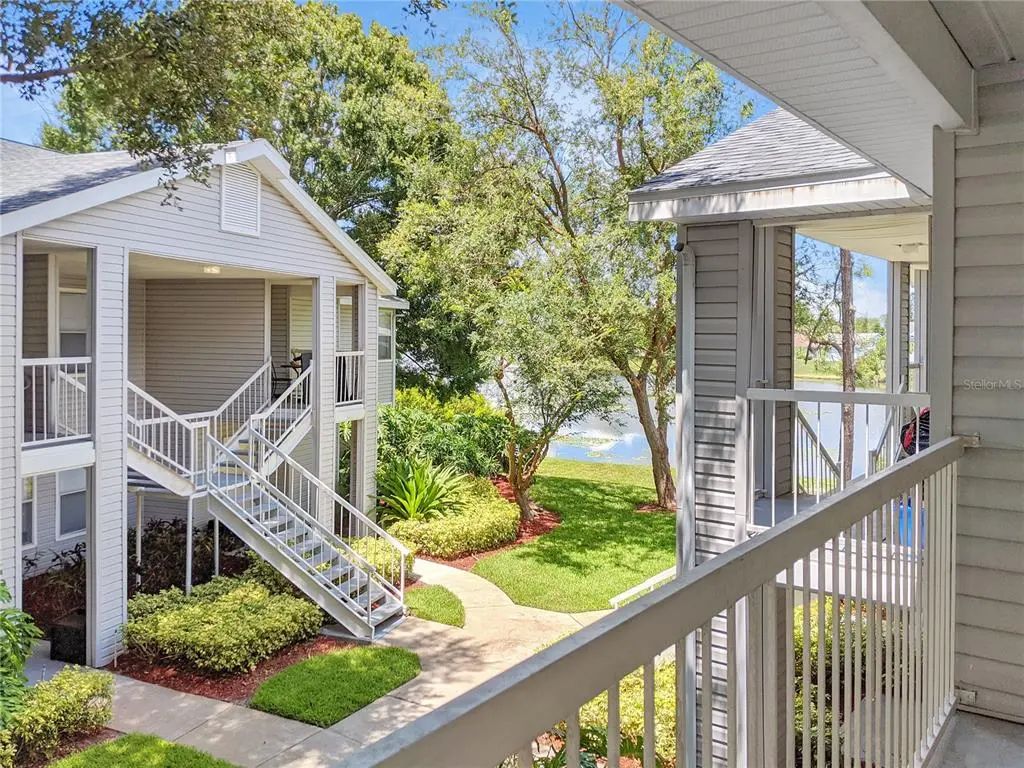 2569 Grassy Point Drive 201, LAKE MARY
