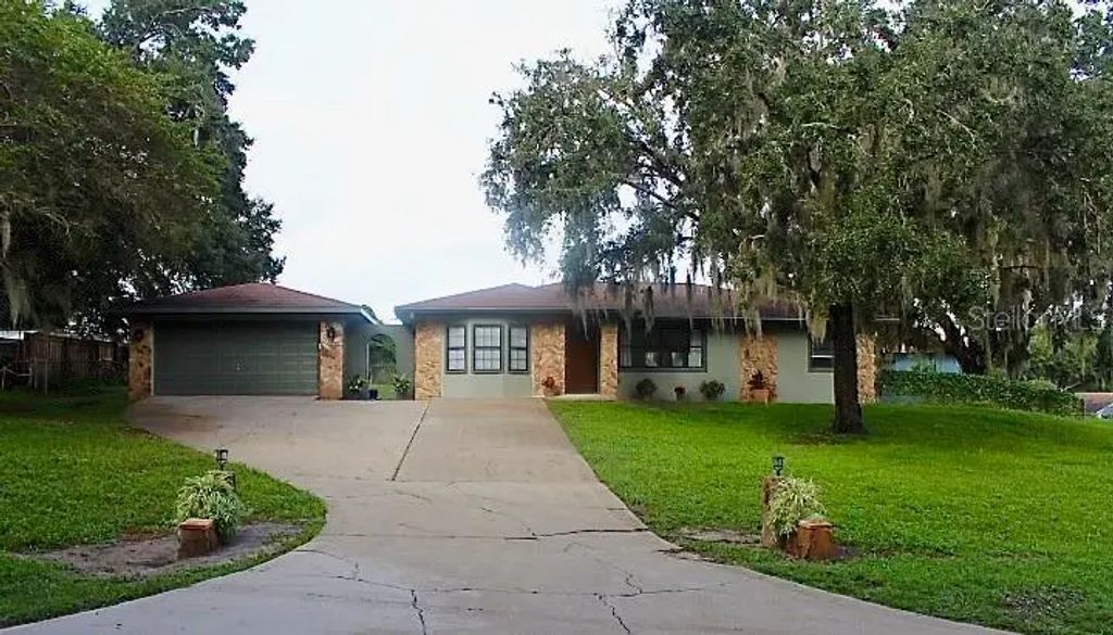 12082 Se 61st Court, BELLEVIEW