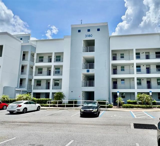 3180 Paradox Circle 405, KISSIMMEE