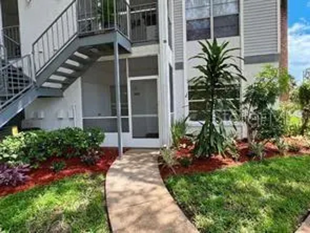1202 Northlake Drive, SANFORD