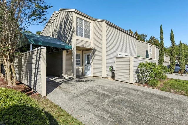 6935 Lake Place Court 6935, TAMPA