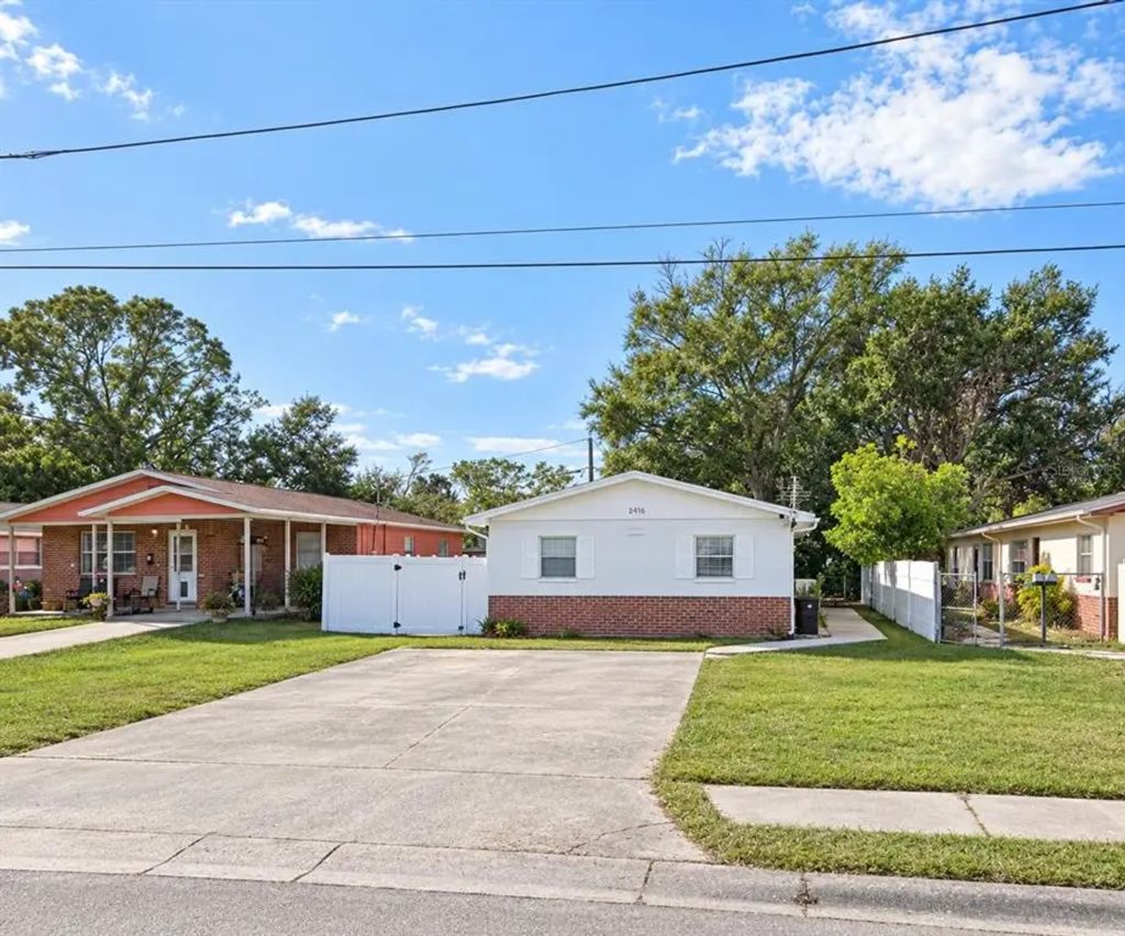 7460 34th Street N, PINELLAS PARK