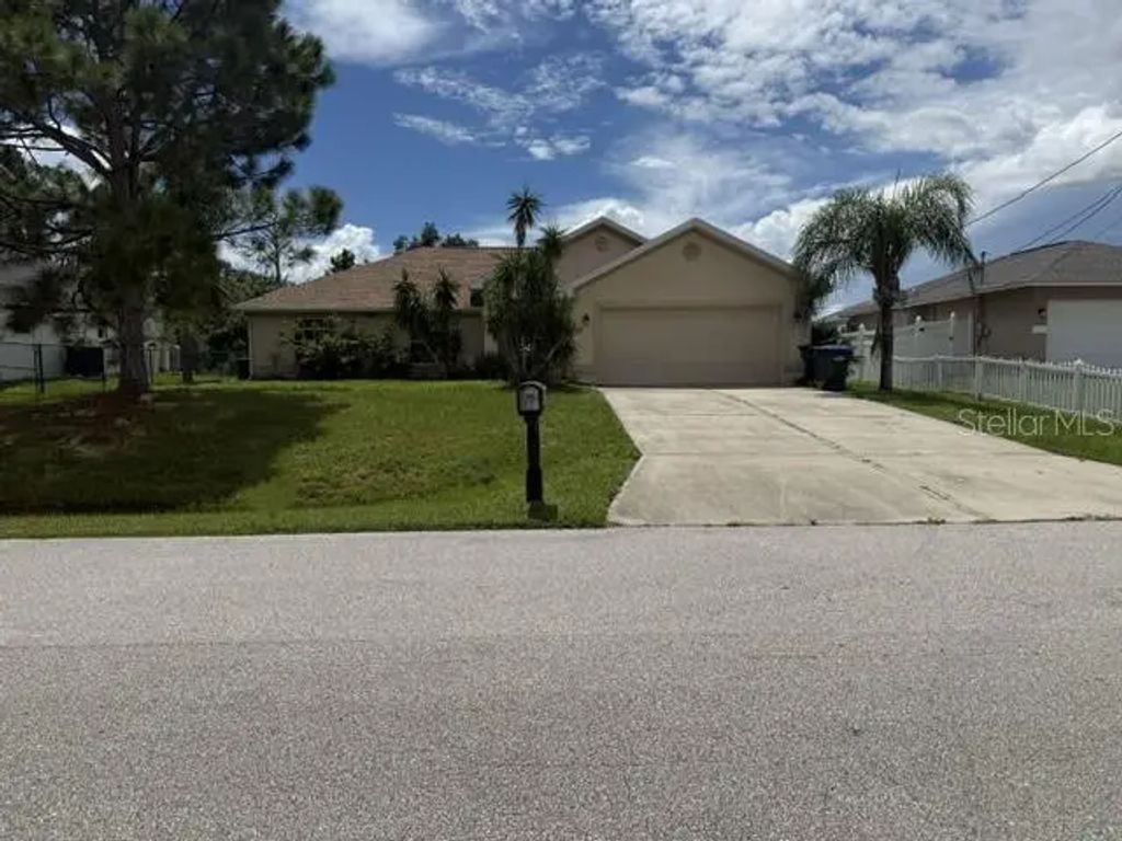 1871 Calahan Avenue, NORTH PORT