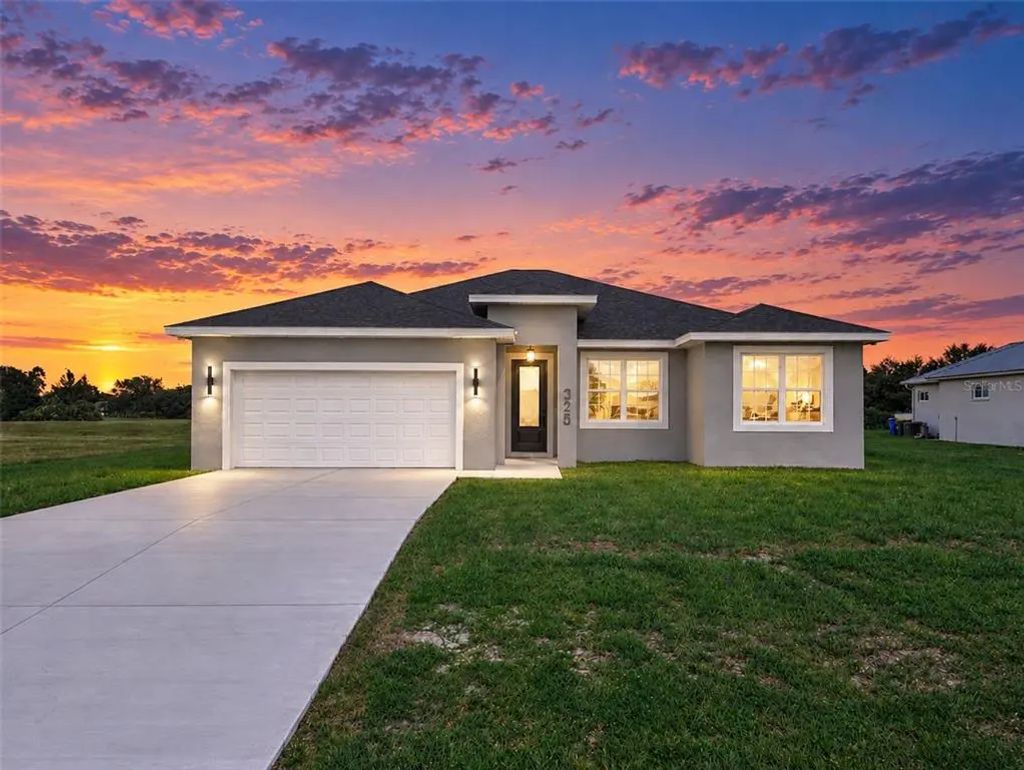 325 Costa Bravo Drive, SEBRING