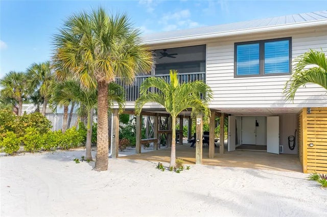 180 N Gulf Boulevard 5, PLACIDA