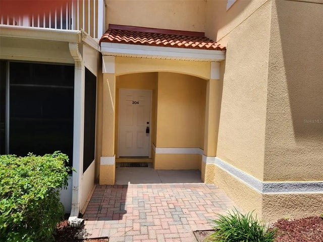 21008 Sunpoint Way 204, LUTZ