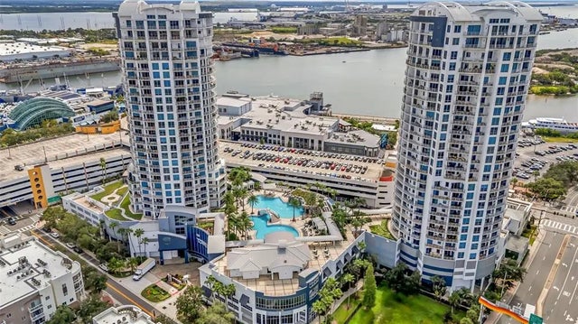 1209 E Cumberland Avenue 604, TAMPA