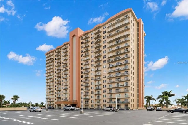 4900 Brittany Drive S 205, ST PETERSBURG