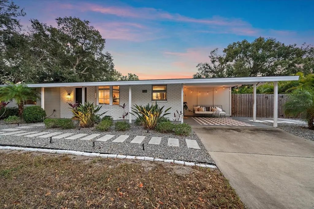 2438 Wisteria Street, SARASOTA